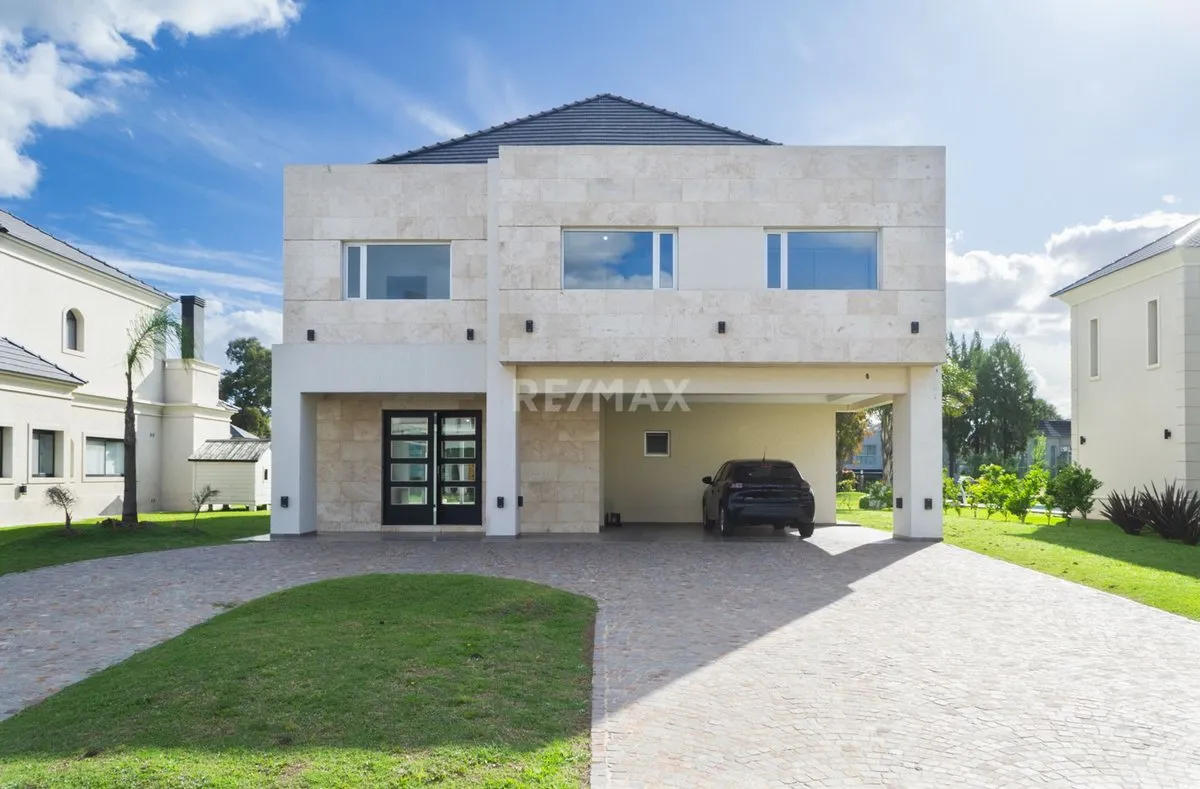 Apartment with 6 bedrooms in Esteban Echeverría