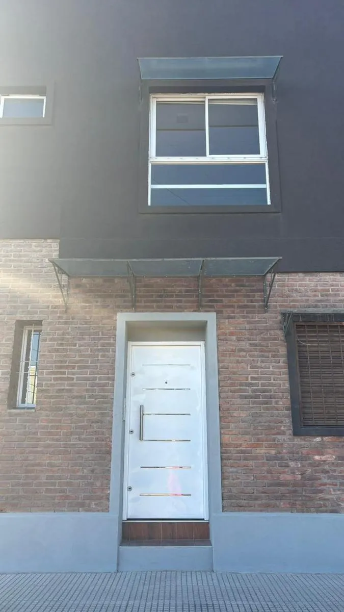 Apartamento de dois ambientes tipo loft para alugar em Ituzaingó