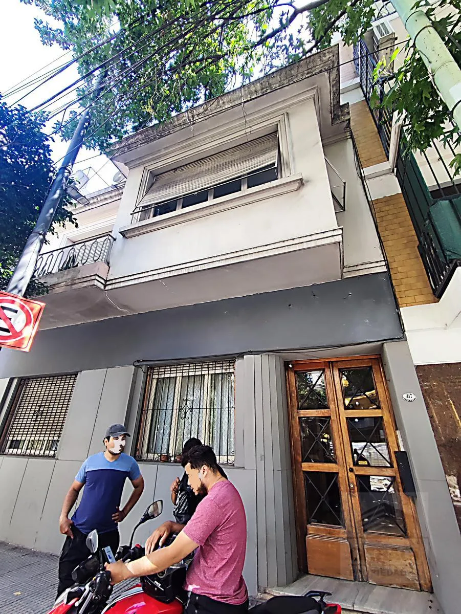 PH de 2 ambientes en Almagro con patio