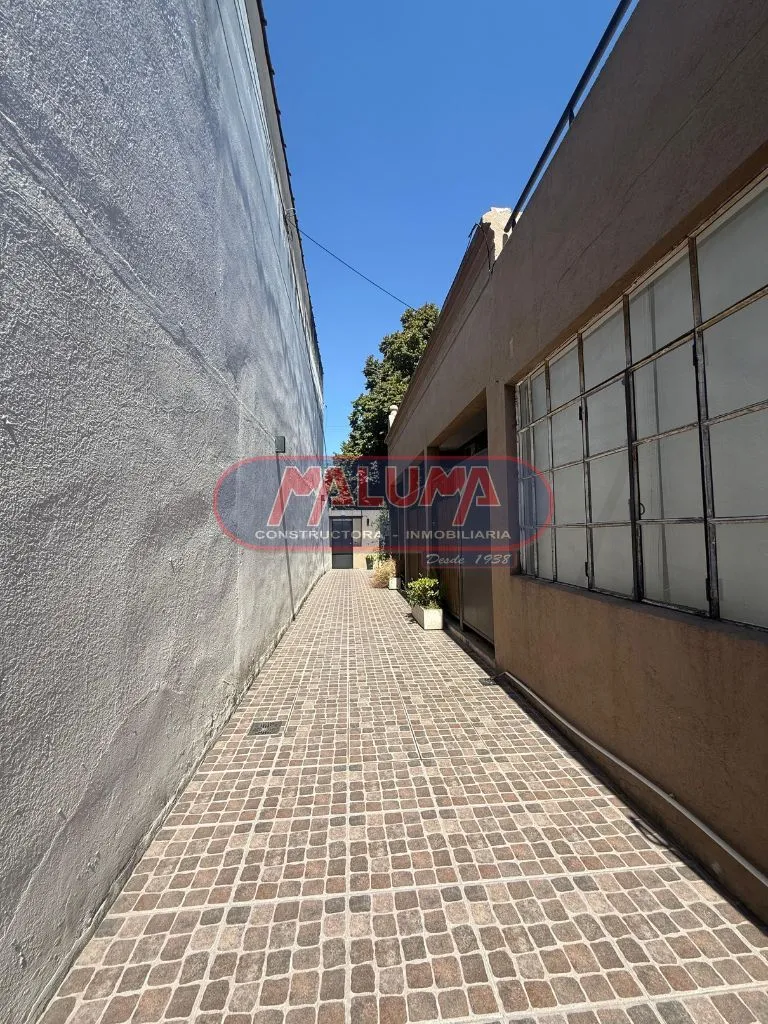 Departamento de 2 ambientes reciclado en Villa Real