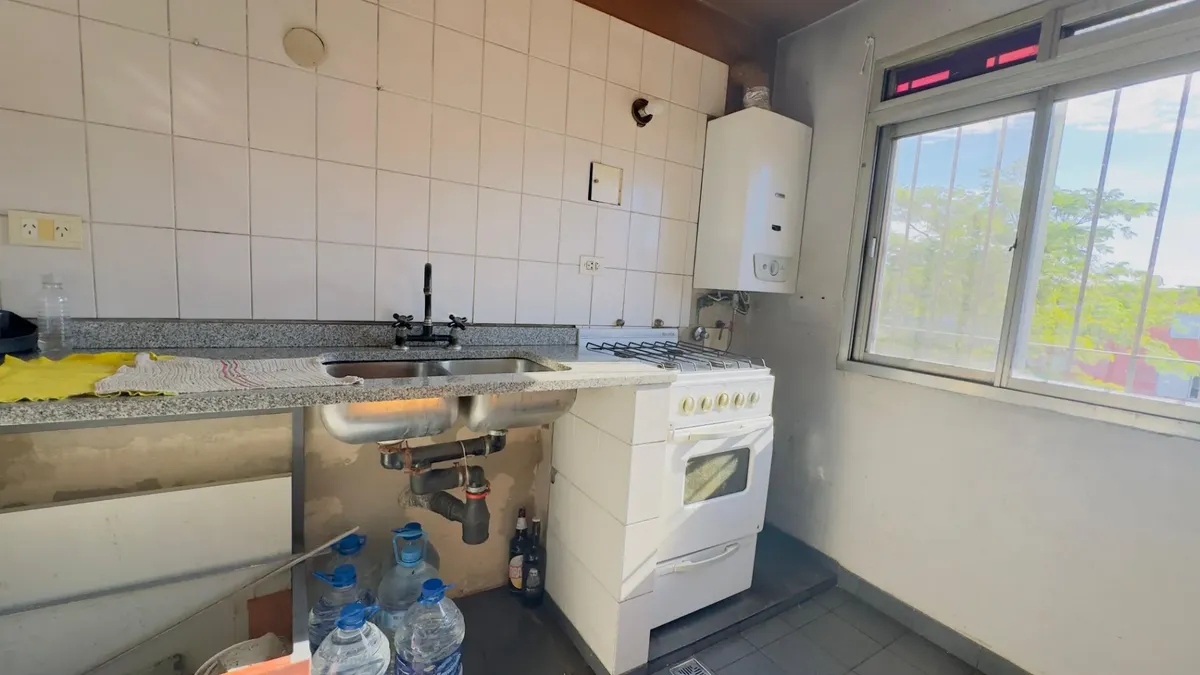 Departamento de 3 dormitorios con balcón terraza en Boulogne