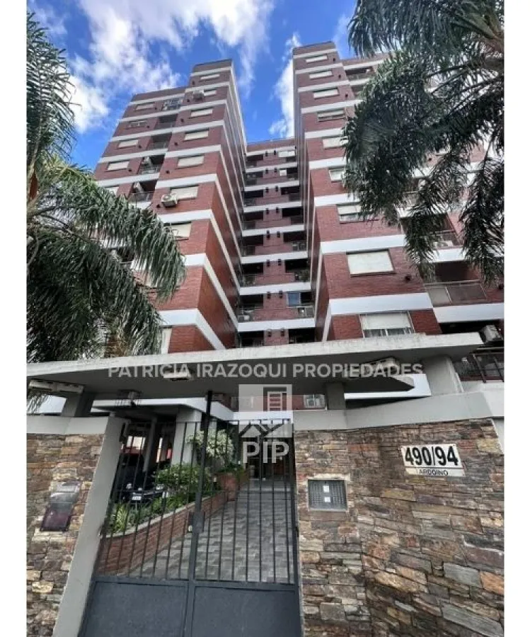 Apartamento de três ambientes com 2 dormitórios em Ramos Mejia