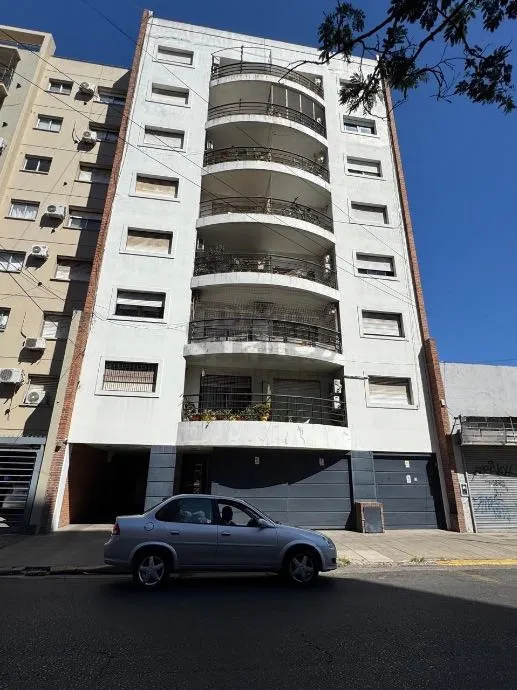 Departamento de 2 ambientes en Morón Centro
