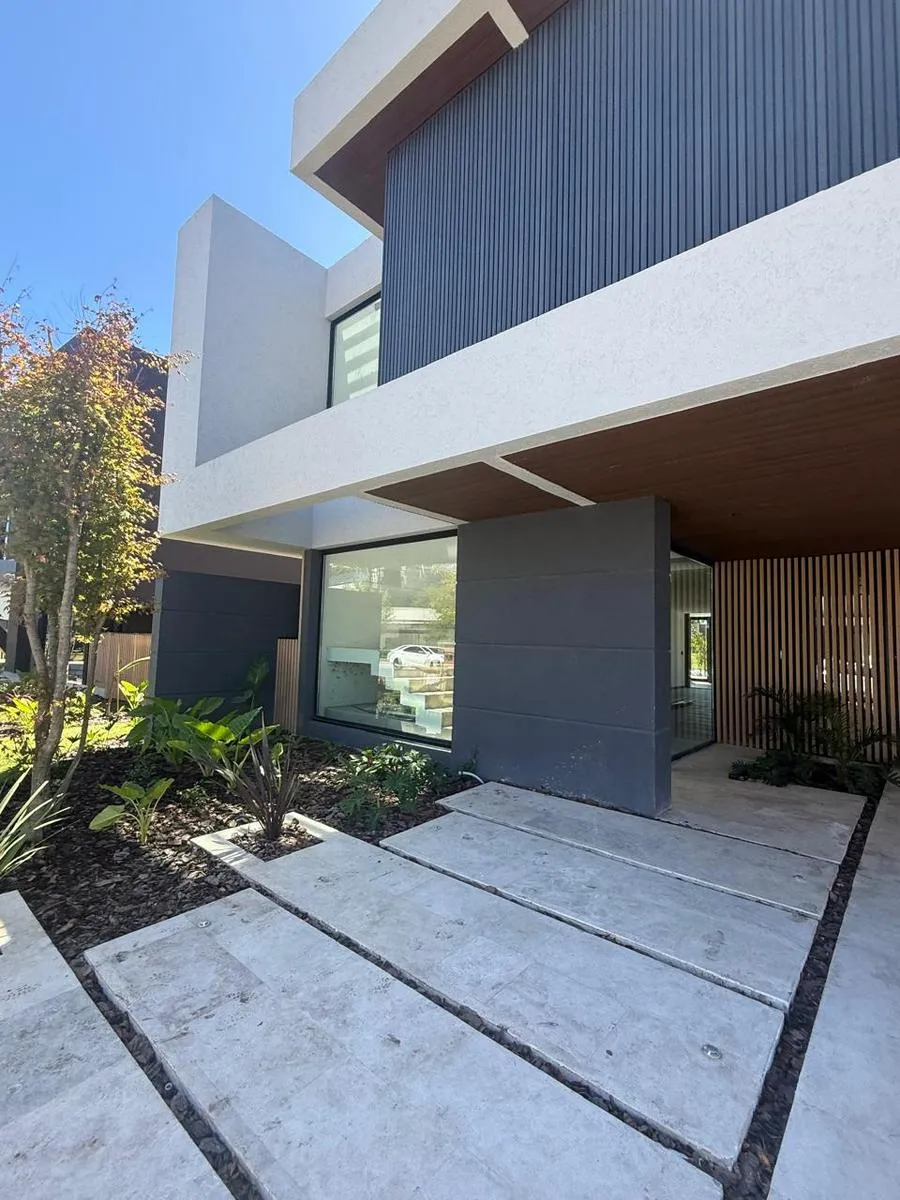 Five-bedroom apartment in El Yacht, Nordelta, Tigre