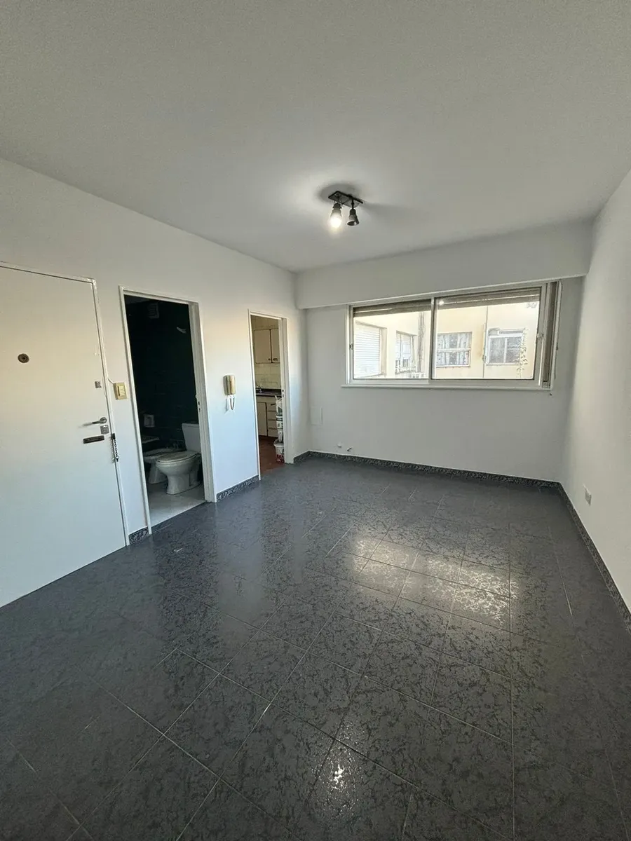 Monoambiente en Balvanera