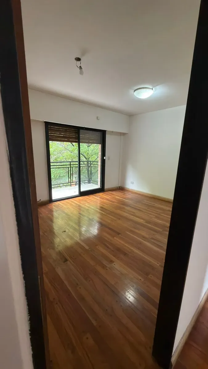 Departamento de 3 ambientes al frente en Villa Santa Rita