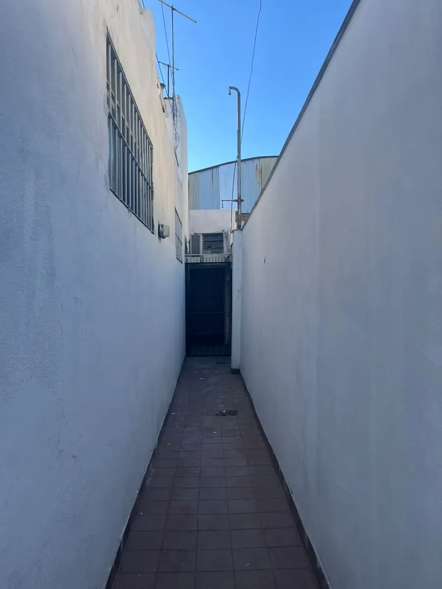 Three-room PH without building fees in Piñeyro Avellaneda