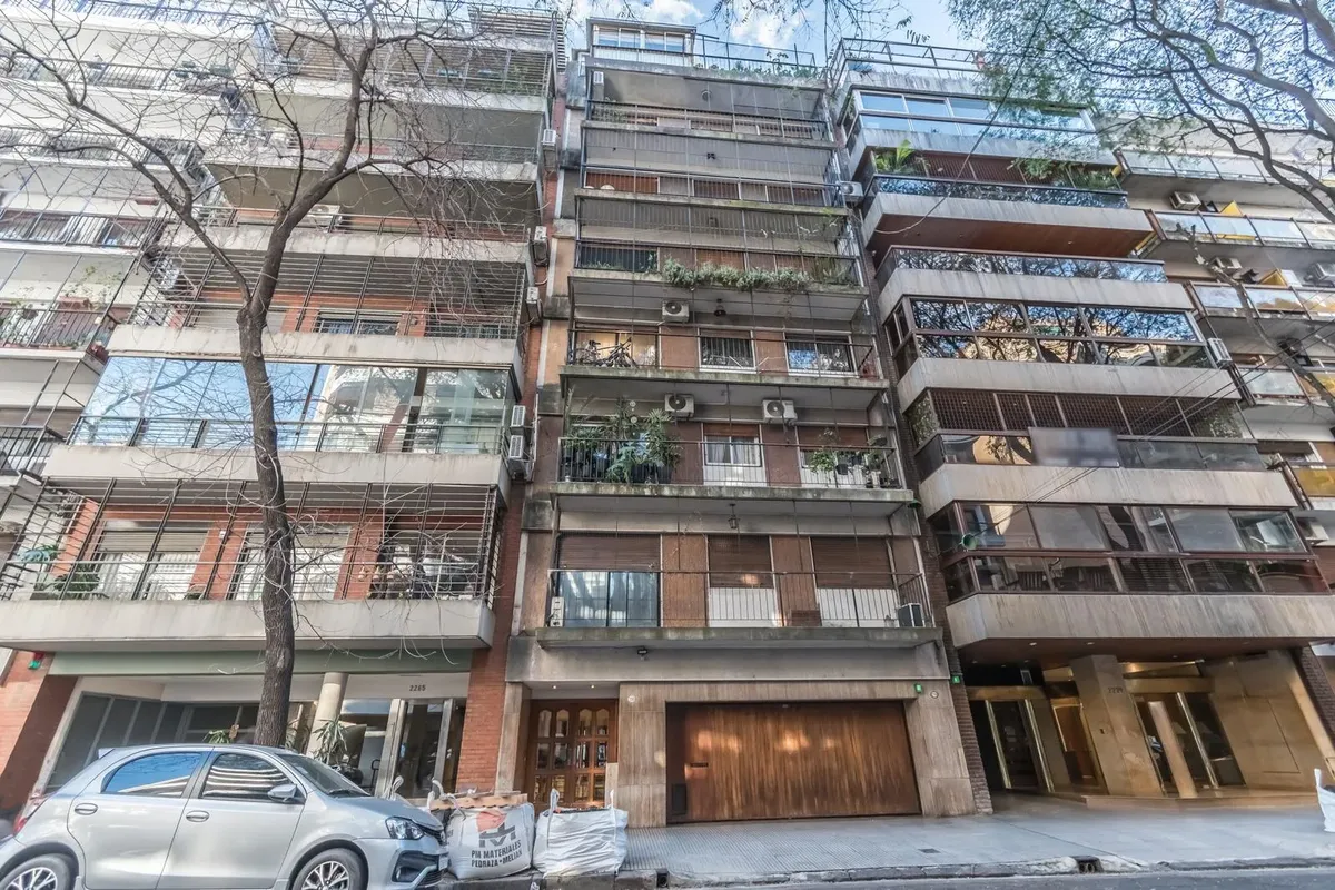 Apartamento de 3 ambientes com 2 quartos, vaga e depósito em Belgrano