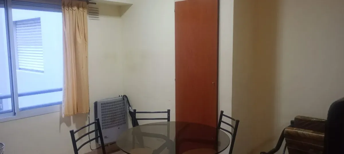 Furnished studio apartment in Monserrat