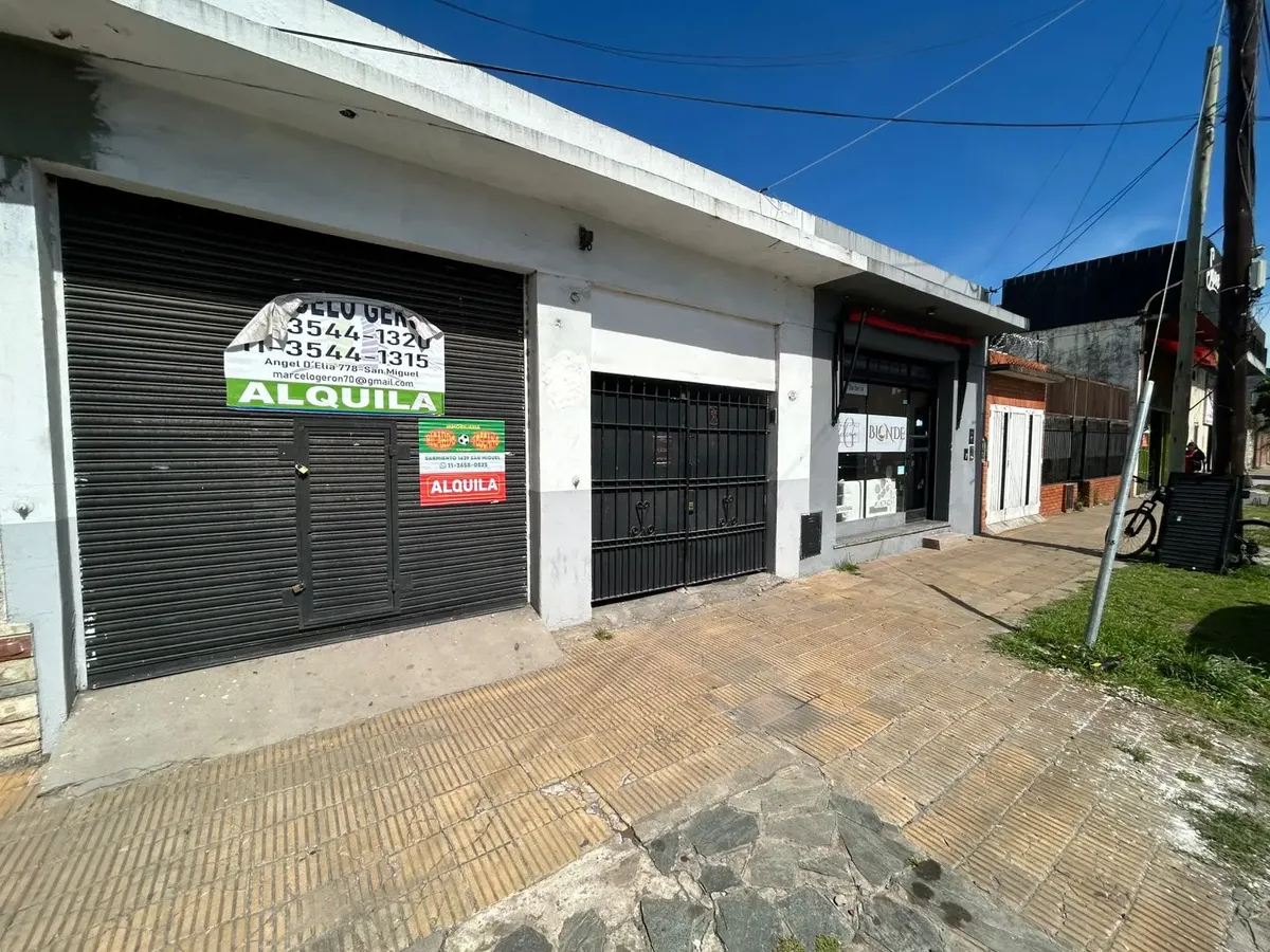 Casa Profesional En Alquiler Zona Av. Peron Y Ruta 197