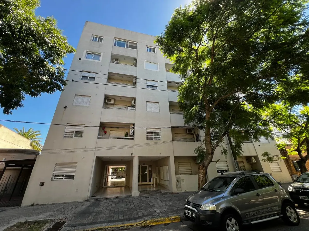Apartamento de 1 dormitório na Calle 33 em La Plata