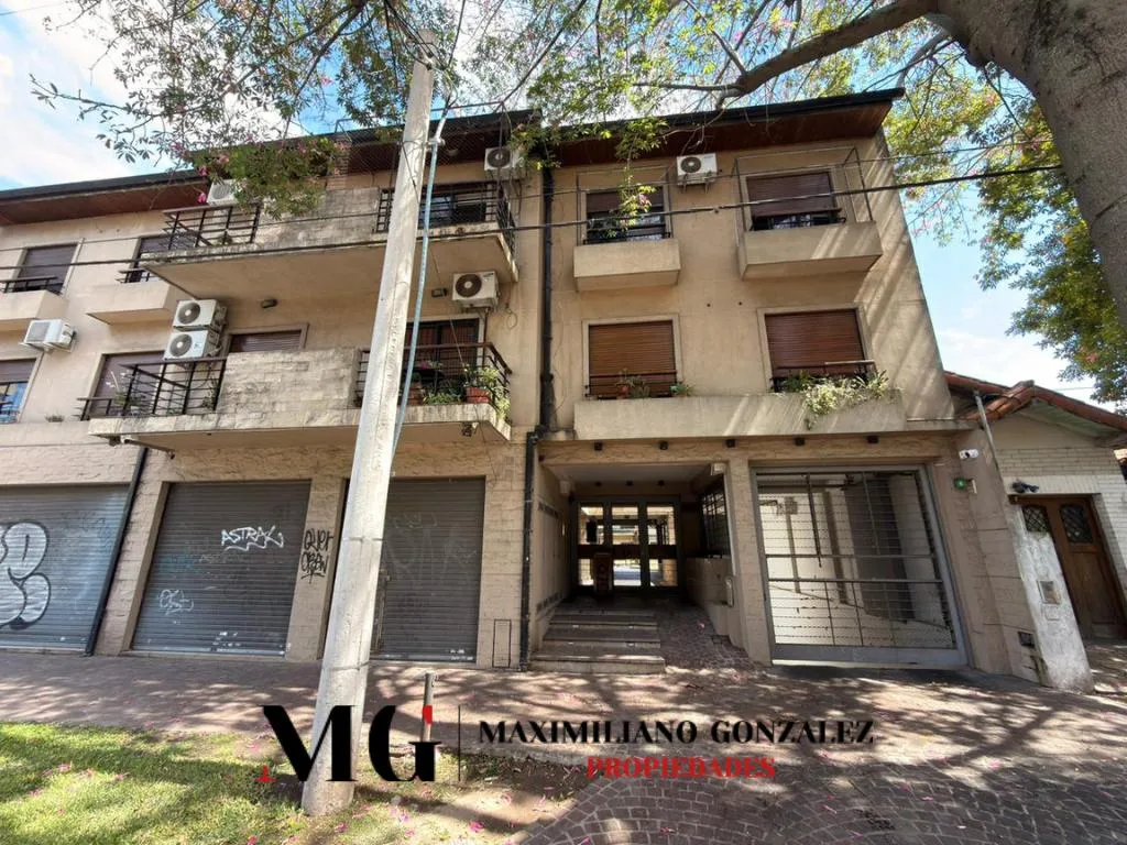 Three-bedroom house for rent in Turdera, Lomas de Zamora
