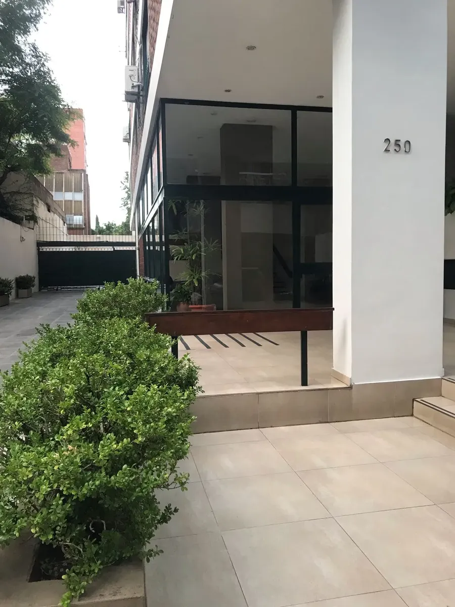 Apartamento de três ambientes com 2 dormitórios em Martínez