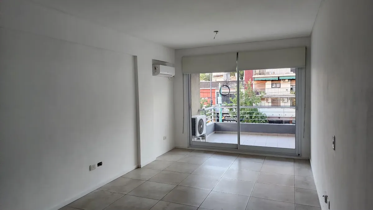 Kitnet de estúdio na frente em Villa Devoto