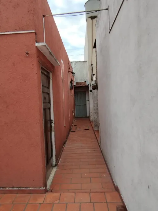 Two-bedroom house for rent in Gerli Este, Lanús
