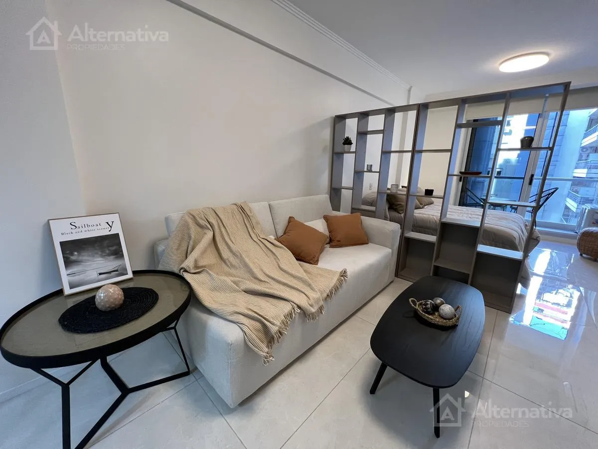 Меблированная квартира-студия в Recoleta, с балконом