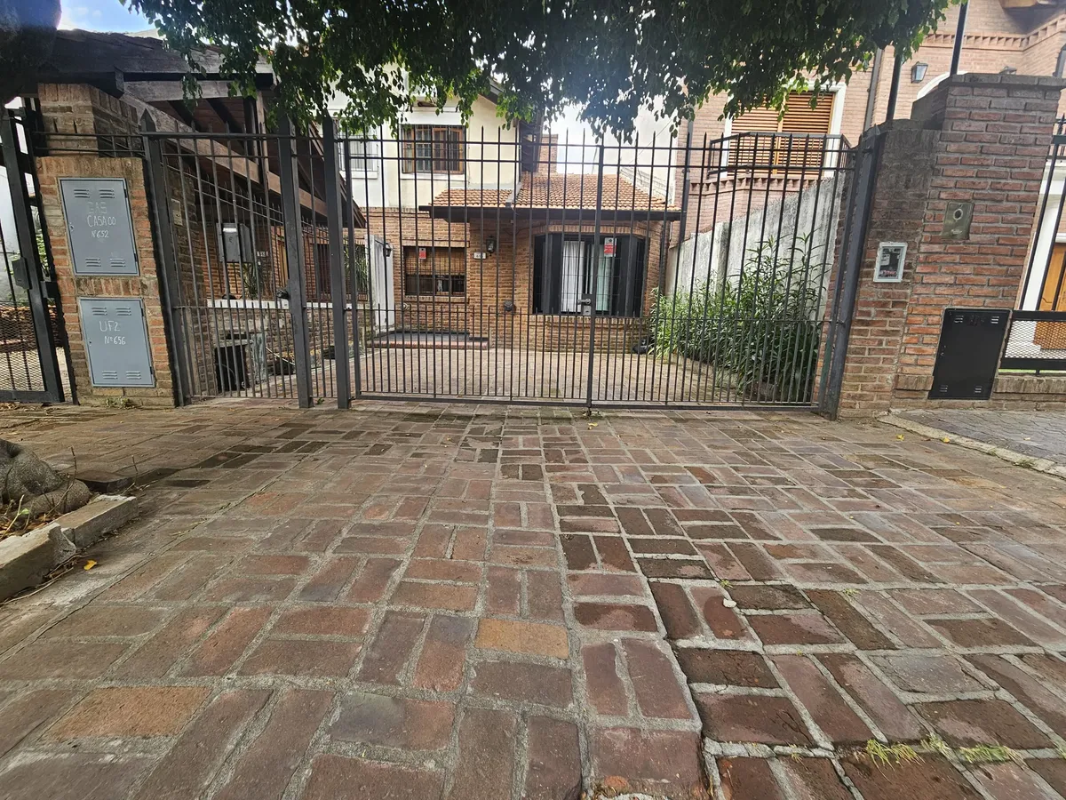 Dúplex de 3 dormitorios en alquiler en Boulogne