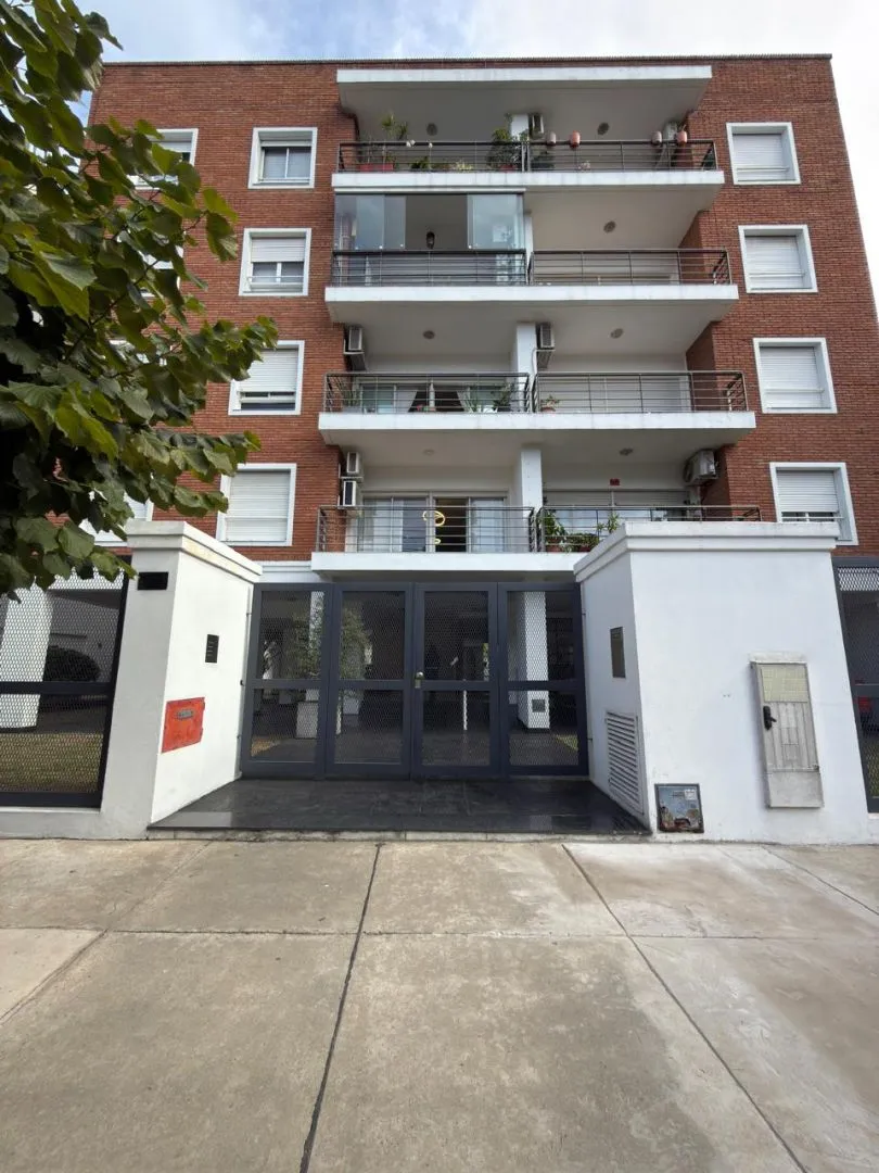 Меблированная двухкомнатная квартира в Villa Devoto