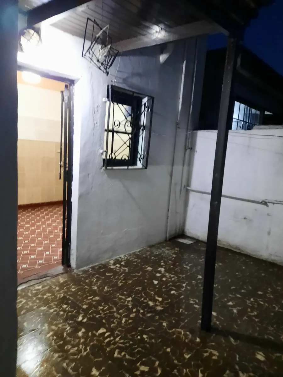 1-bedroom PH with private patio in Lomas de Zamora