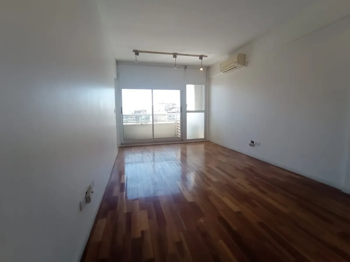 Квартира с двумя комнатами в аренду в Villa Crespo