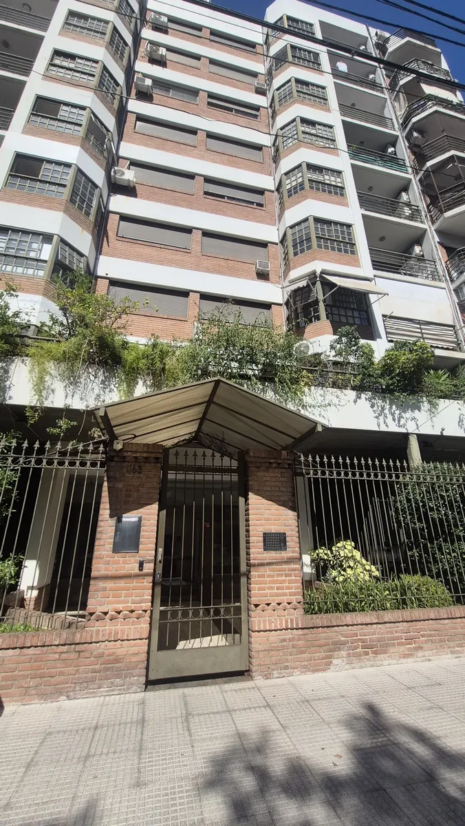 Departamento de 2 ambientes con balcón en Almagro