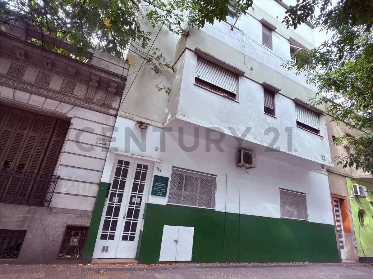 Apartamento de 2 dormitórios para alugar em La Plata