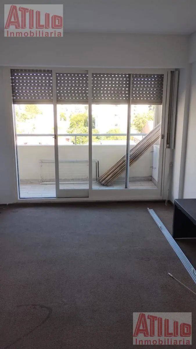 Apartamento de dois ambientes com 1 quarto em Saavedra