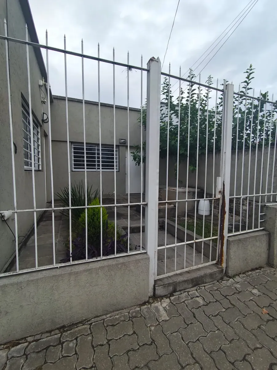Departamento Monoambiente En Alquiler En Berazategui Este