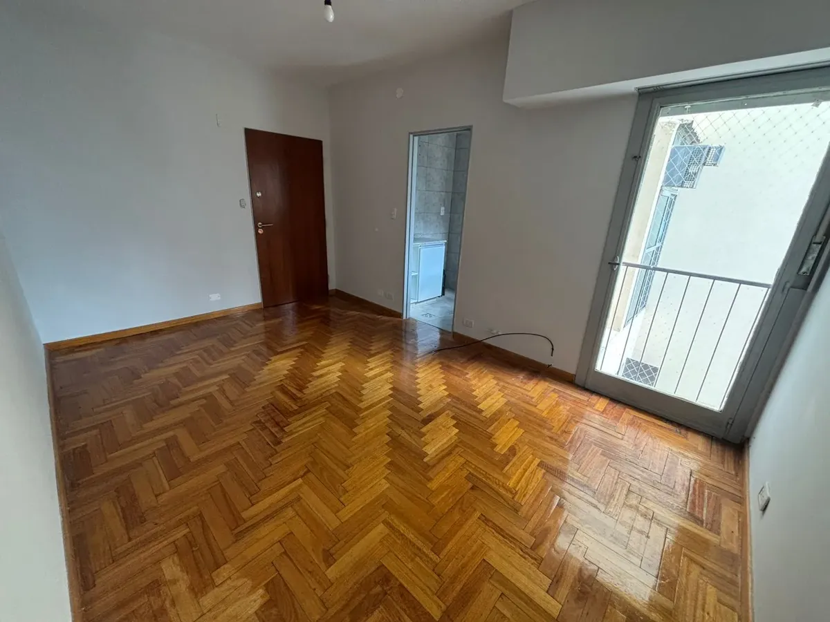 Квартира с 1 спальней и мебелью в Coghlan