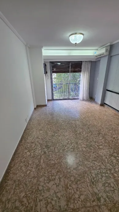 Two-bedroom apartment in Lanús Oeste