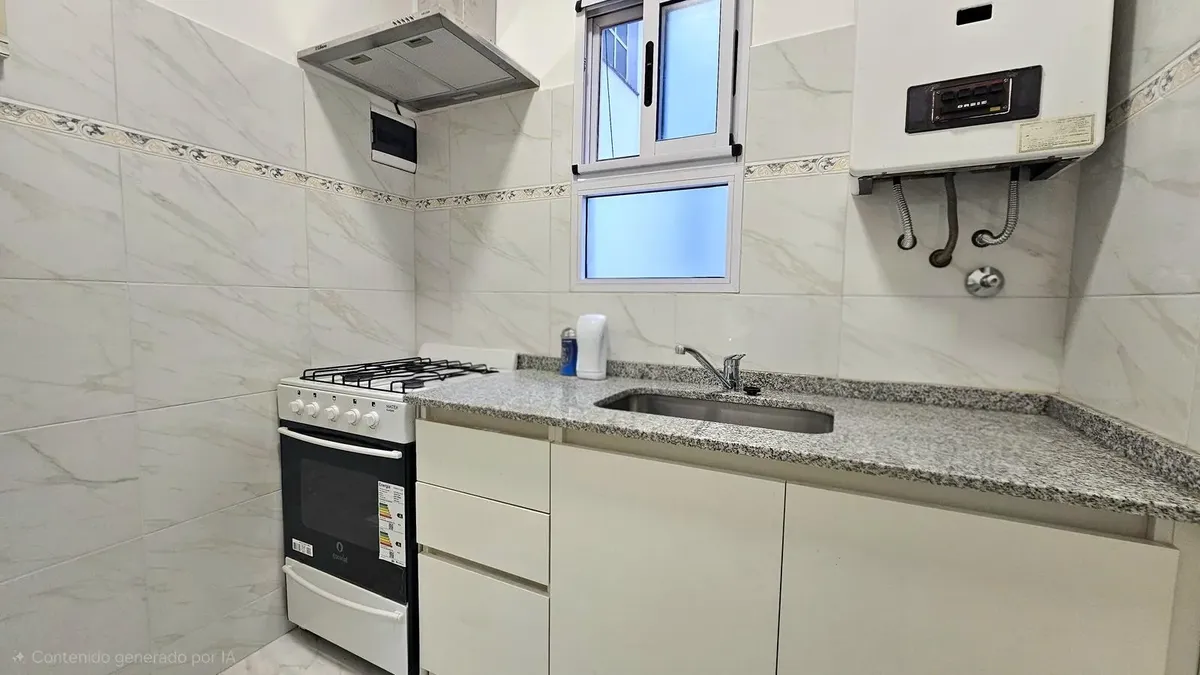 Apartamento de dois ambientes de fundos em Caballito