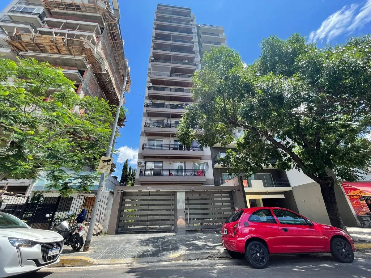 Меблированная квартира-студия с балконом в Monte Castro