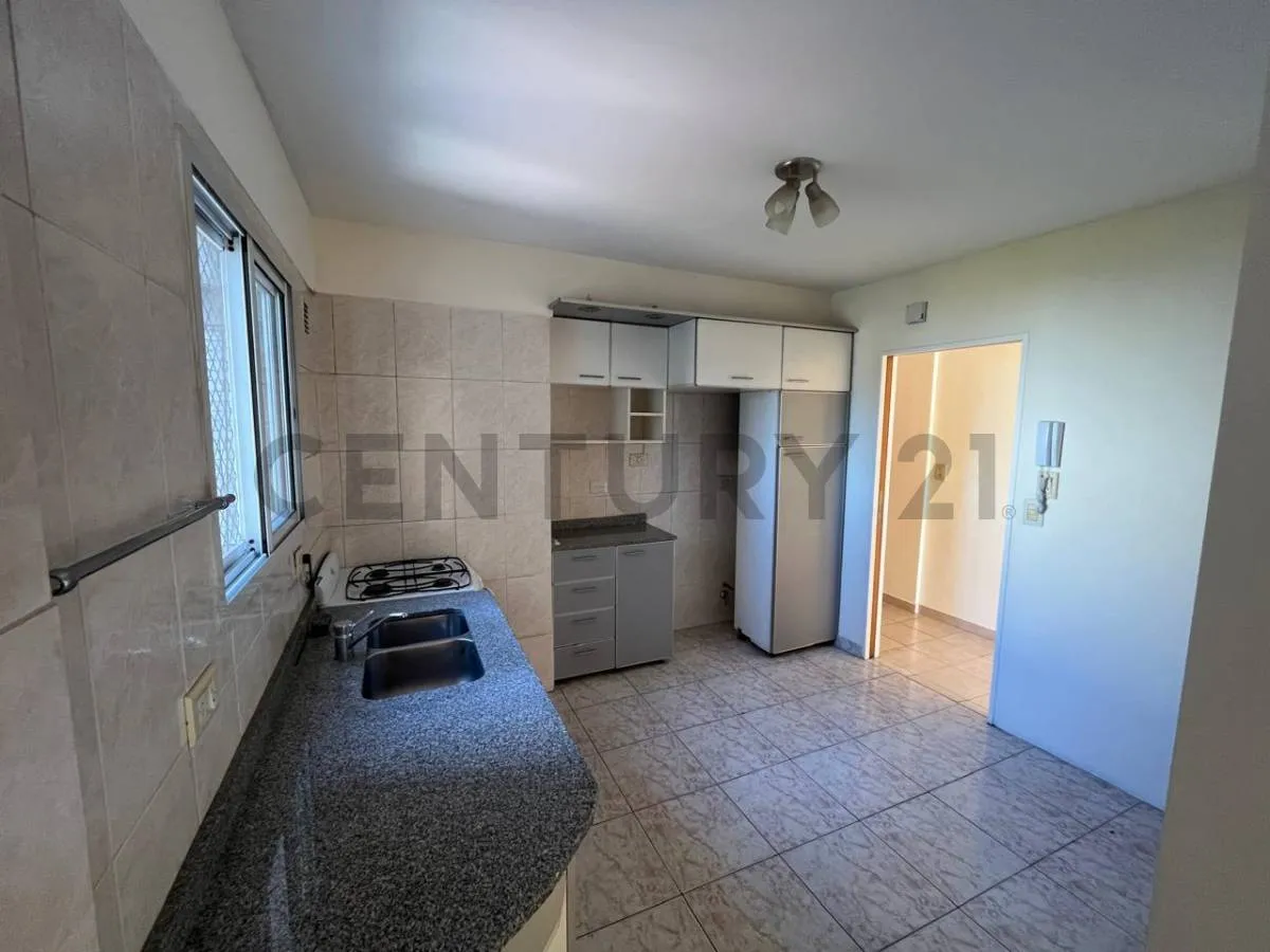 Departamento de 4 ambientes con 3 dormitorios en Palermo