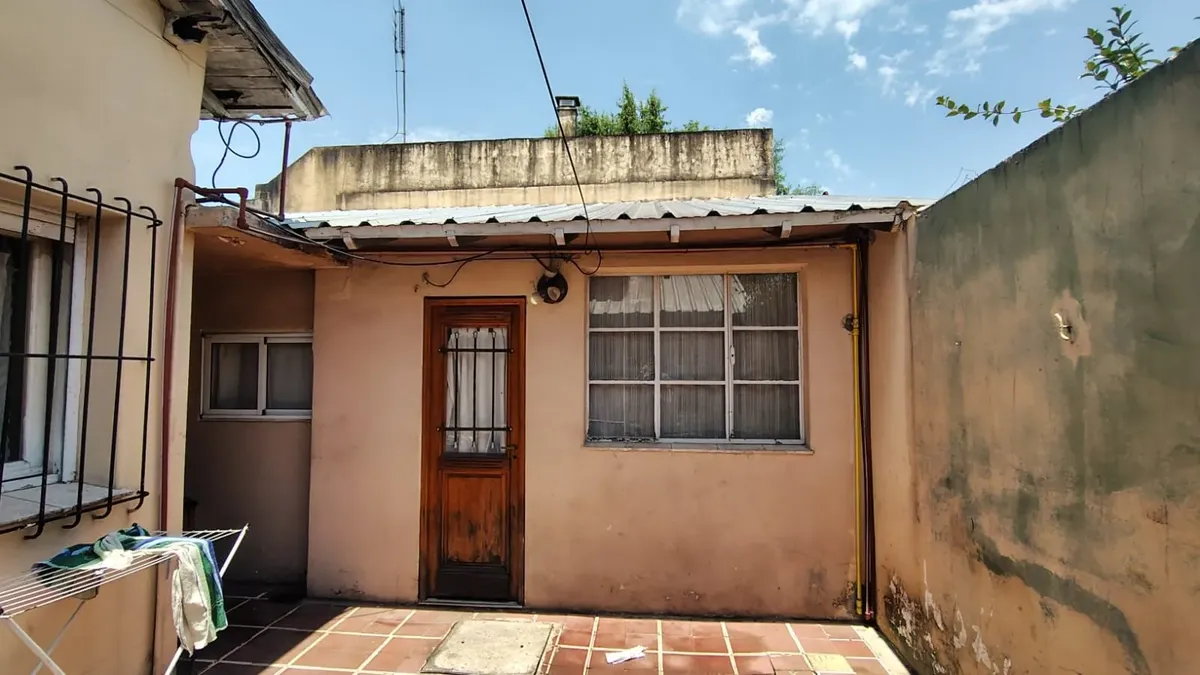 Departamento de 2 ambientes en Castelar