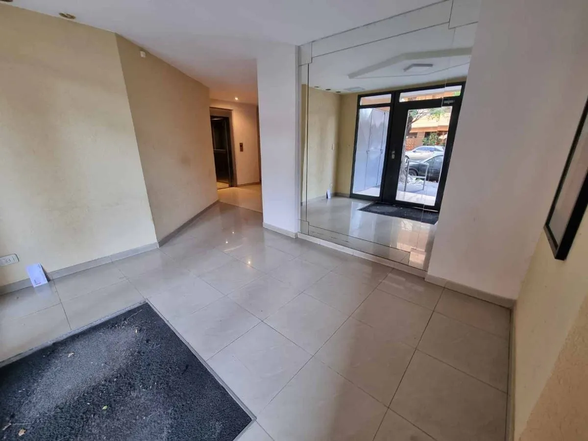 Apartamento de dois ambientes com varanda em Villa Devoto