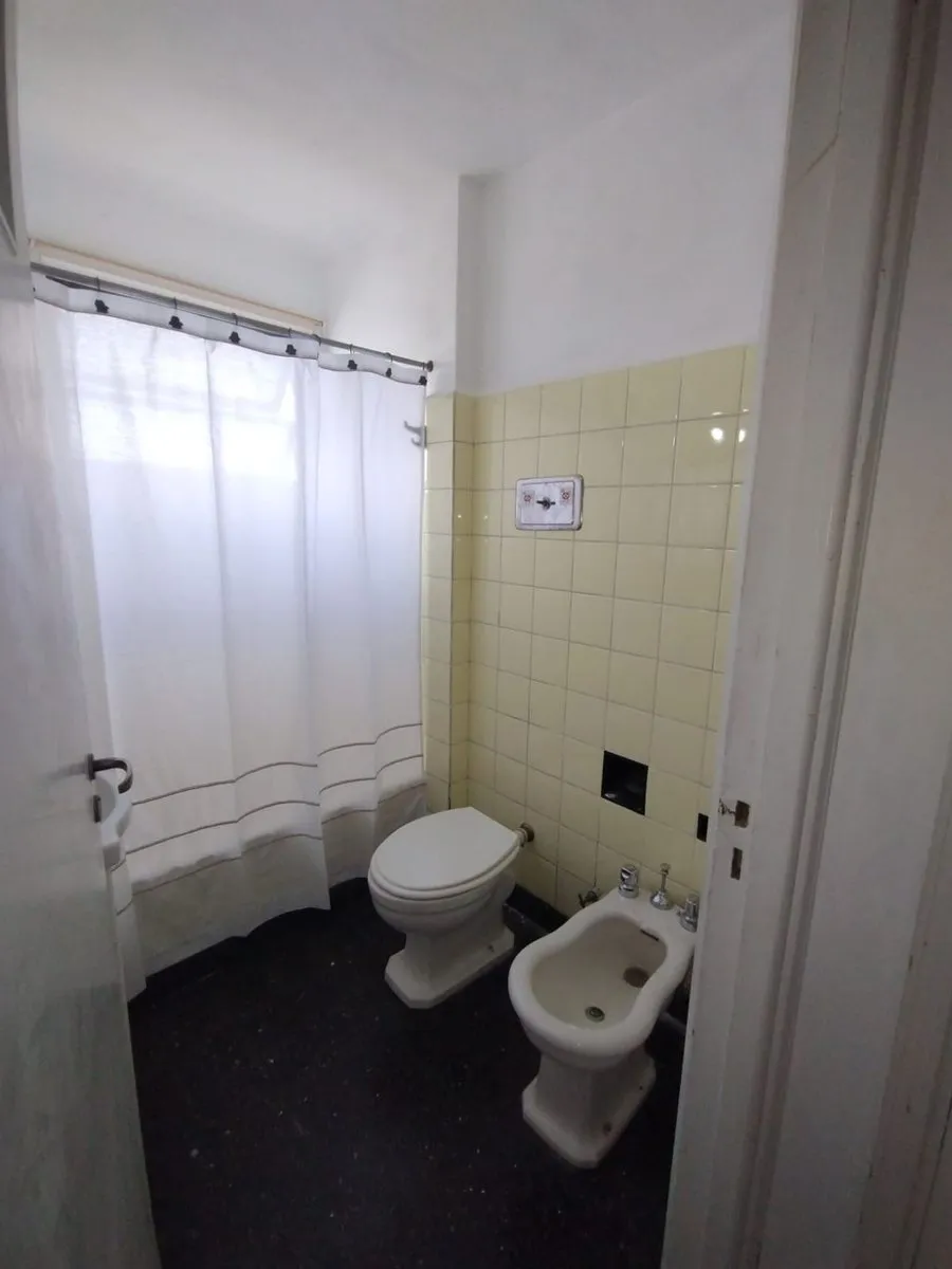 Departamento de 4 ambientes en alquiler en Parque Patricios