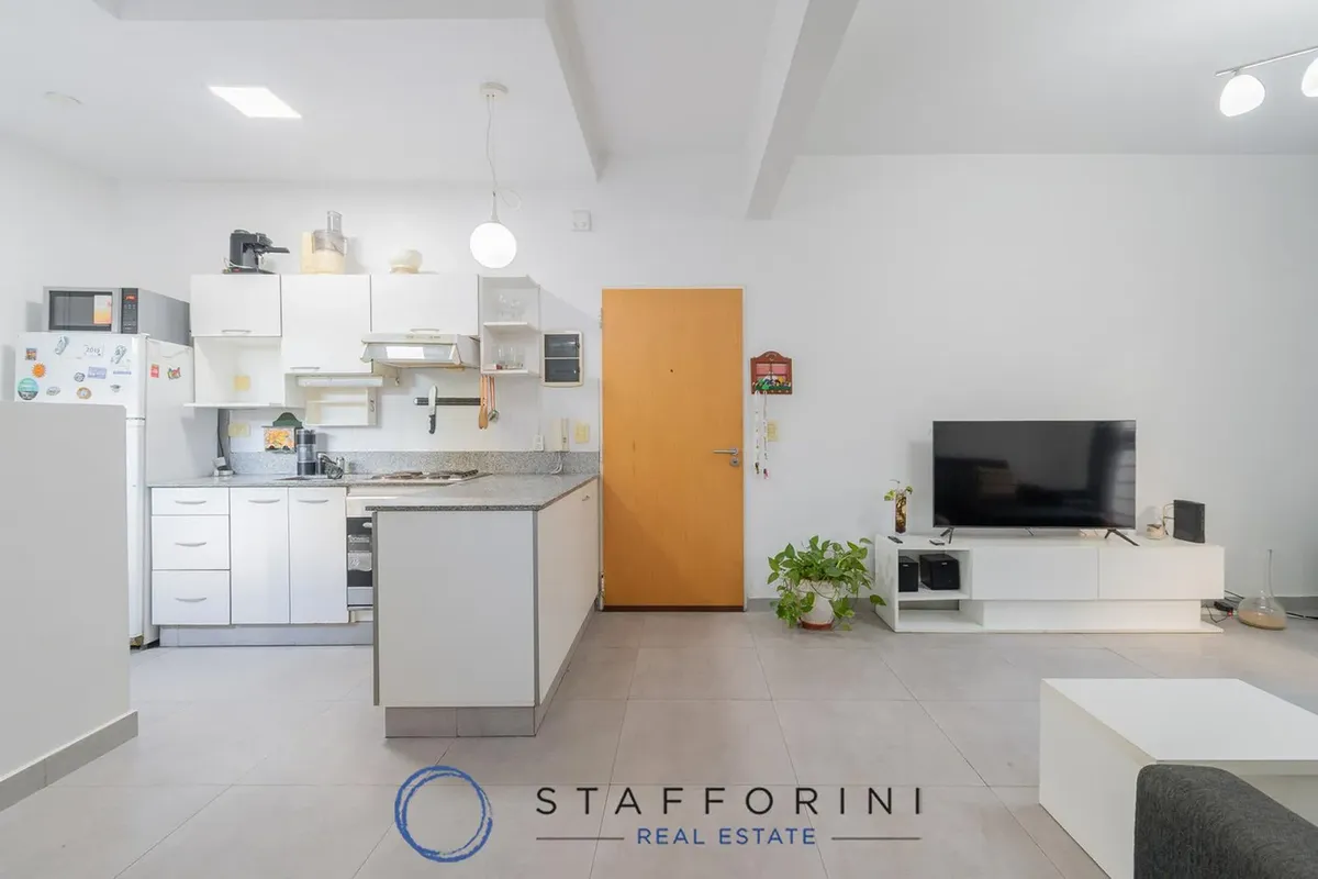 Меблированный дуплекс с террасой и 2 спальнями в Villa Crespo