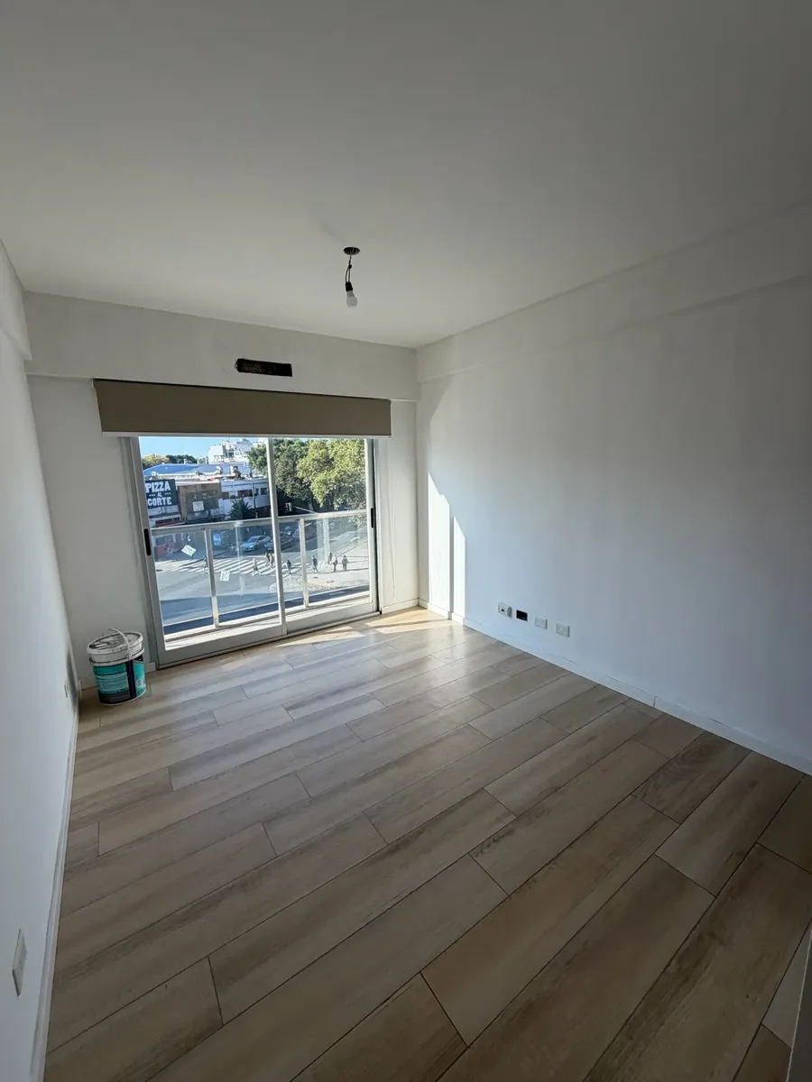 Two-room apartment with parking in Villa Devoto