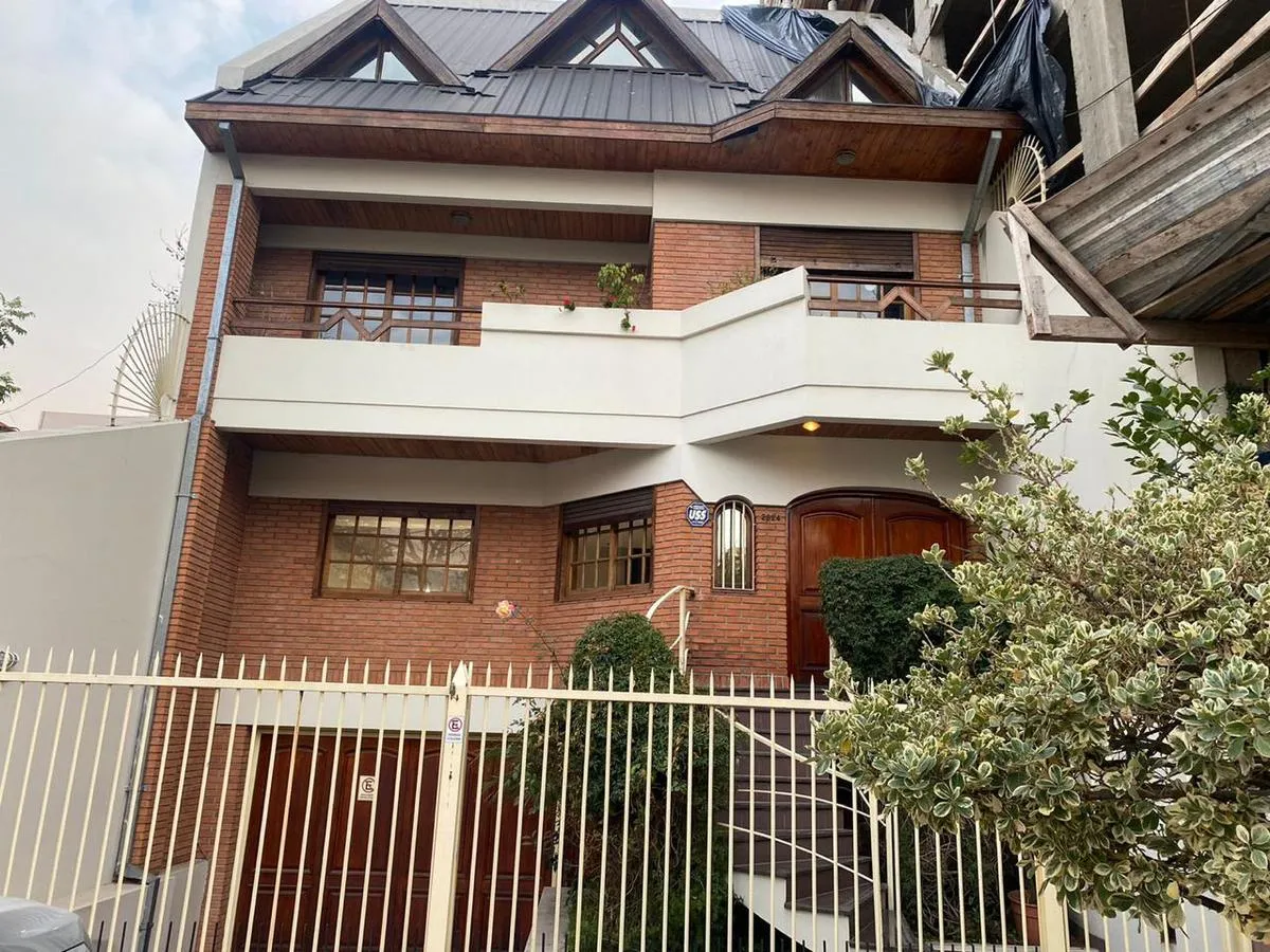 Casa para aluguel com 4 suítes em Belgrano