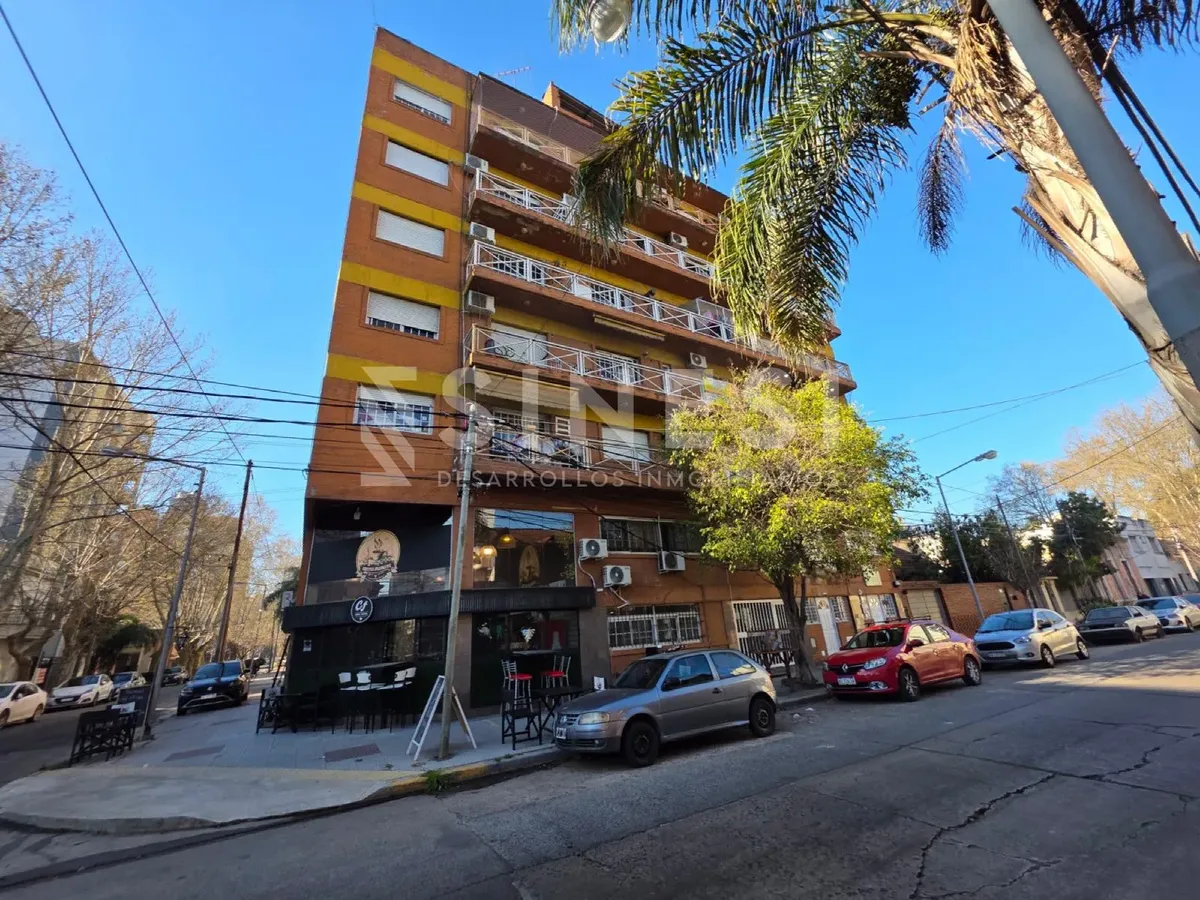 Departamento dúplex de 2 ambientes en General San Martín (Centro)