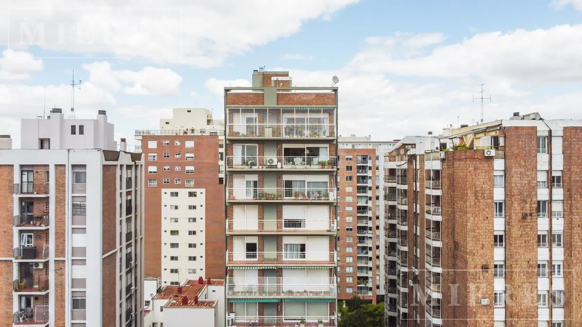 Semipiso de 3 dormitorios en el centro de San Isidro