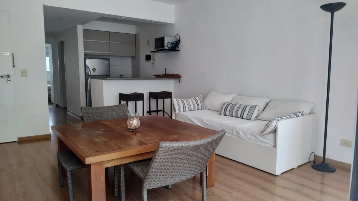 Apartamento de dois ambientes em Belgrano, semipiso