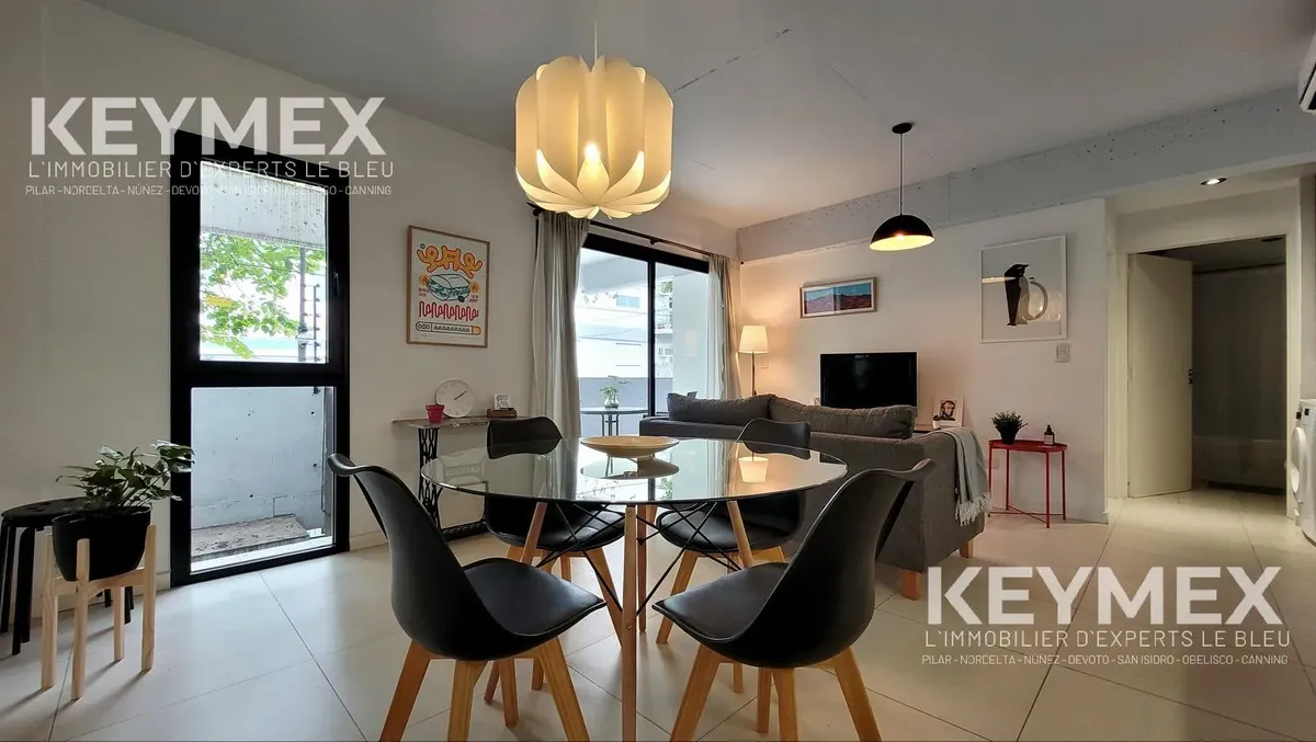 Apartamento de 2 ambientes mobiliado com varanda em Núñez