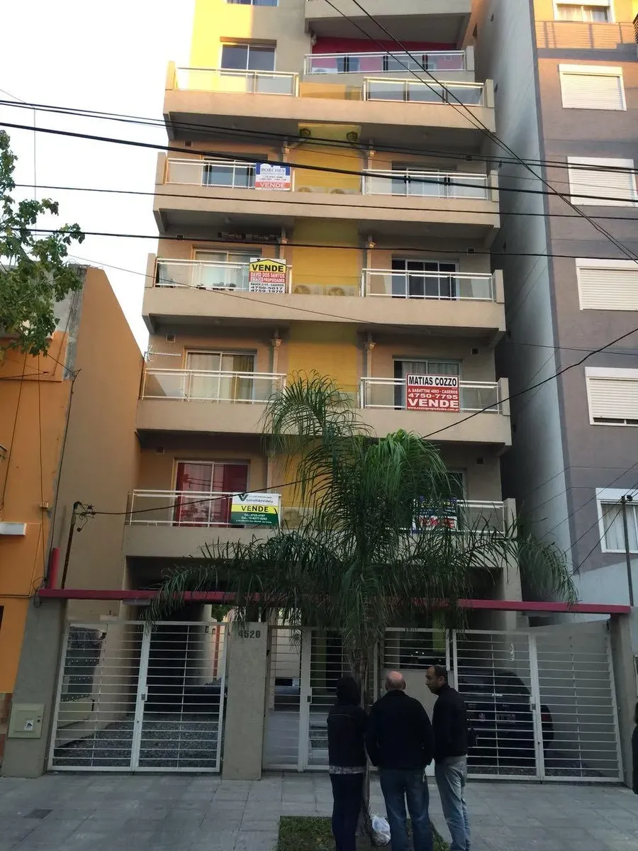 Apartamento de 2 ambientes em Caseros