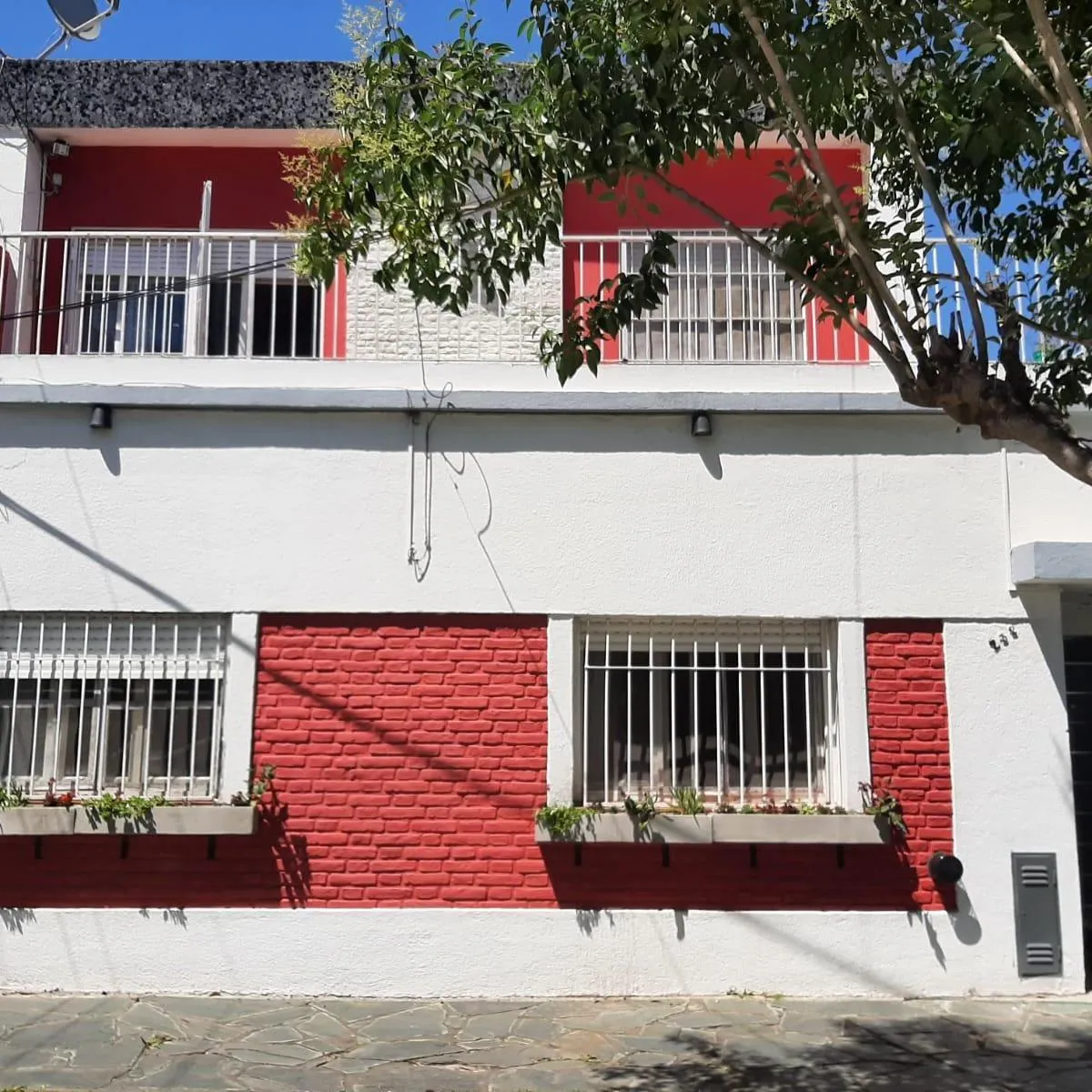 Casa em PH com 3 dormitórios em Ituzaingó