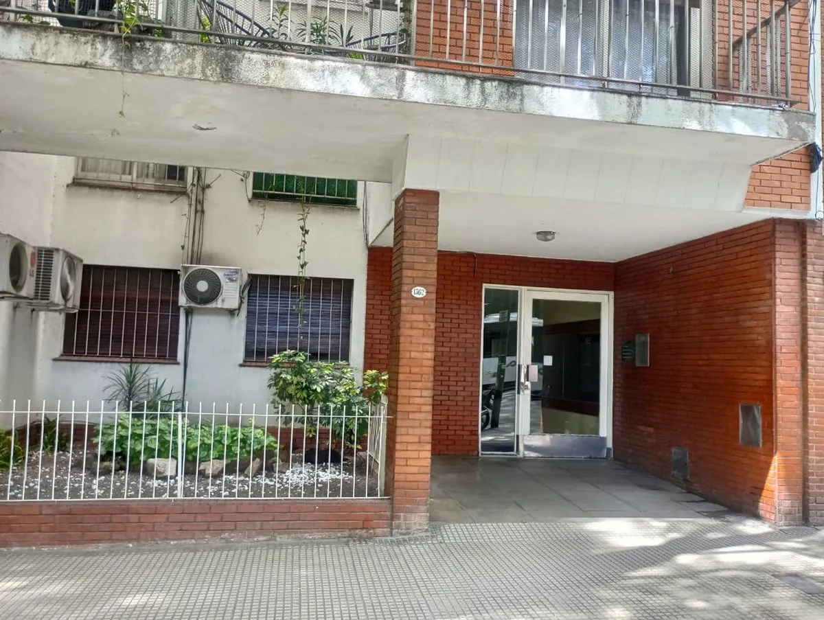 Departamento 2 Amb En Alquiler En Caballito C/bcon