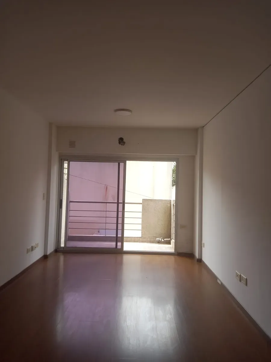 Monoambiente en alquiler en Monte Castro