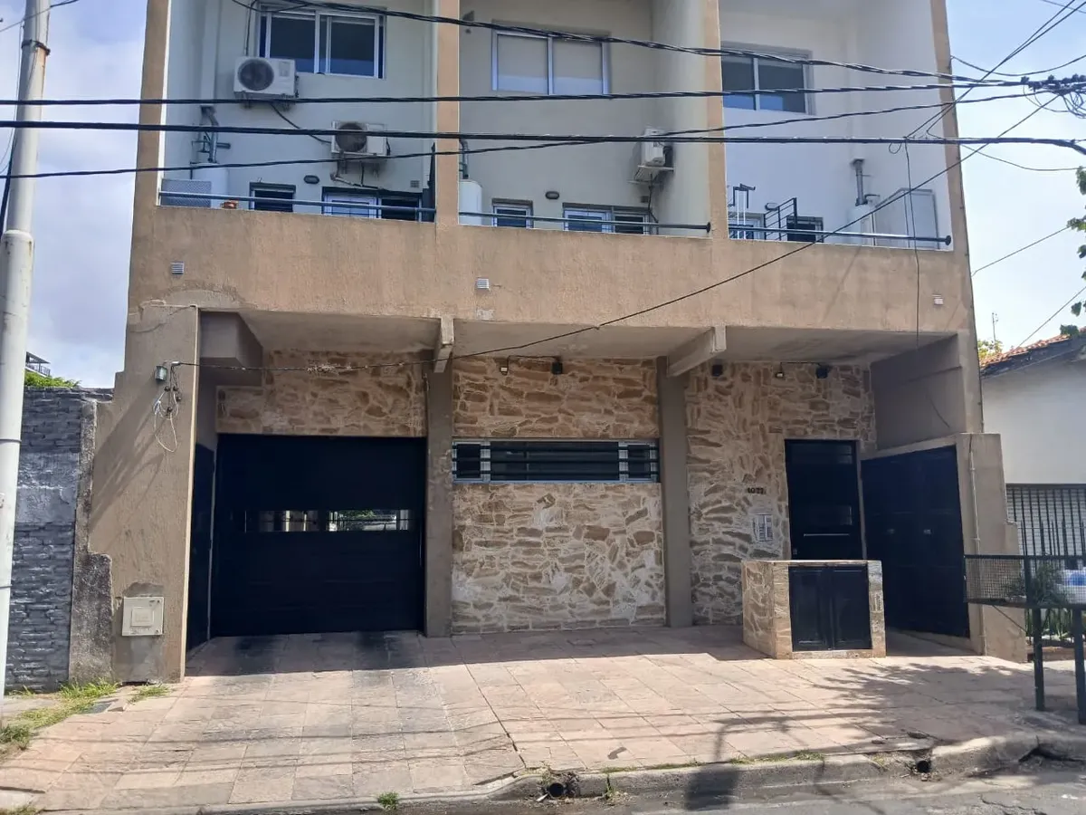 Apartamento duplex de 1 quarto em Quilmes