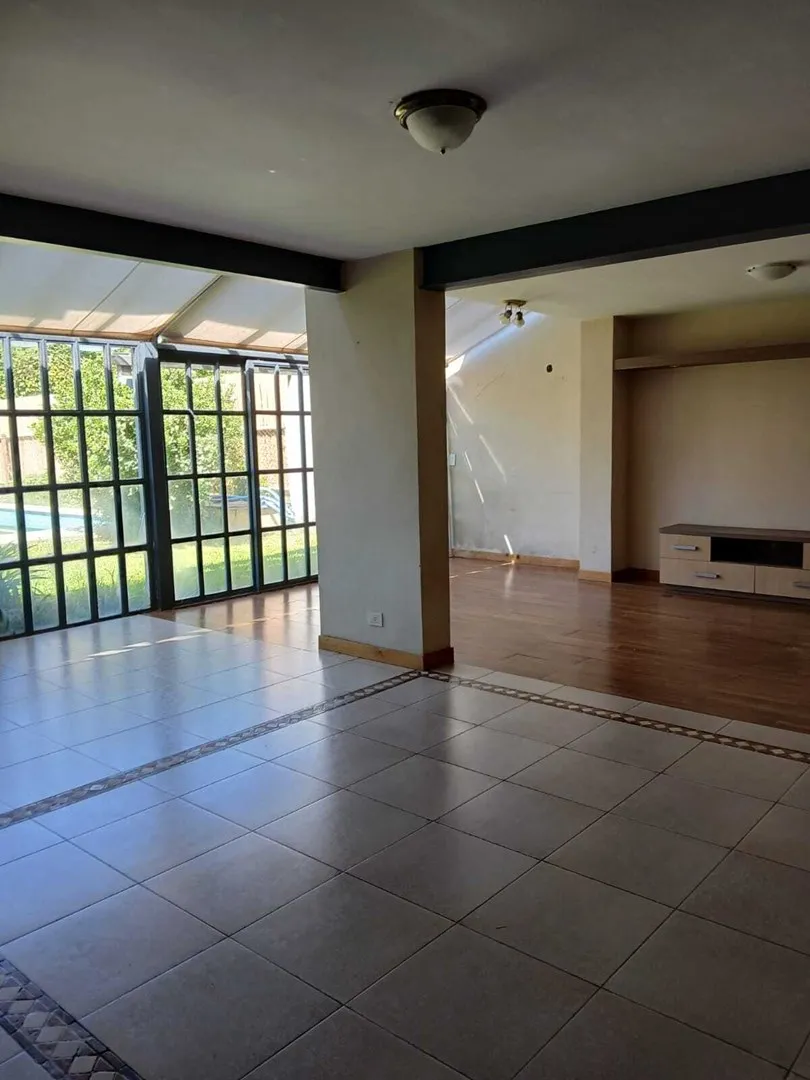 Аренда дома на 3 спальни в Beccar, San Isidro