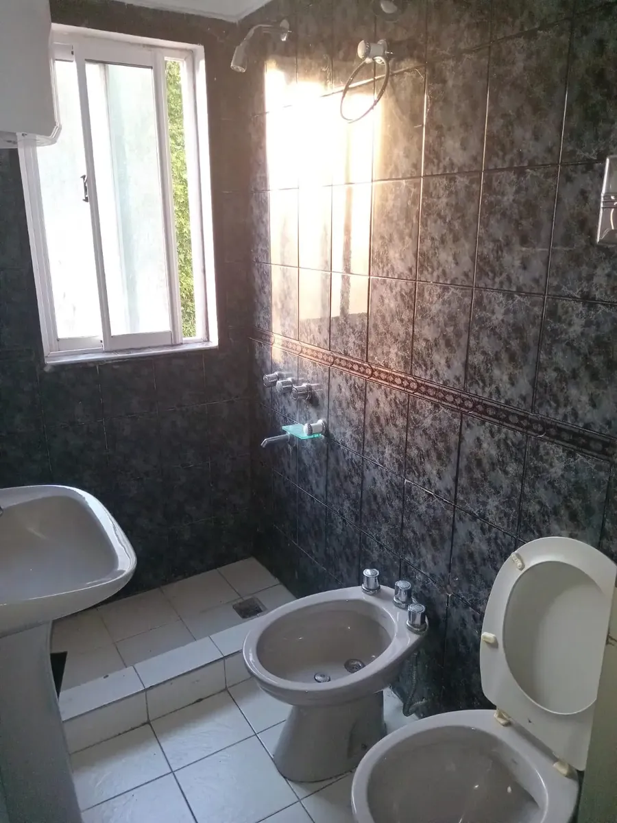 Трёхкомнатная квартира с 2 спальнями в La Paternal